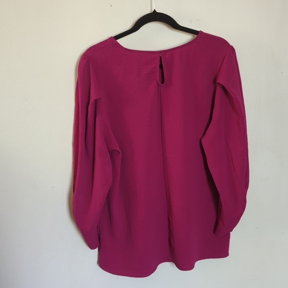 Acting Pro Hot Pink Tunic with Keyhole Women's Size XL - Picture 3 of 3